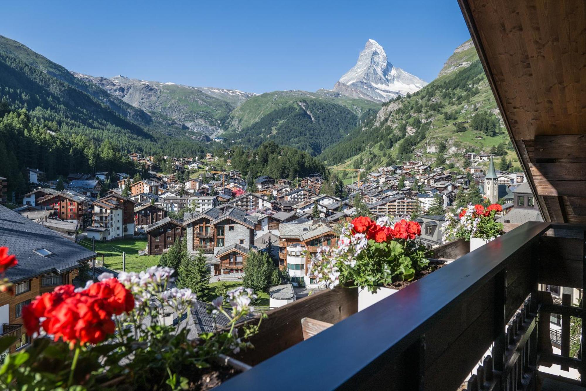 Hotel Bella Vista Zermatt Bagian luar foto
